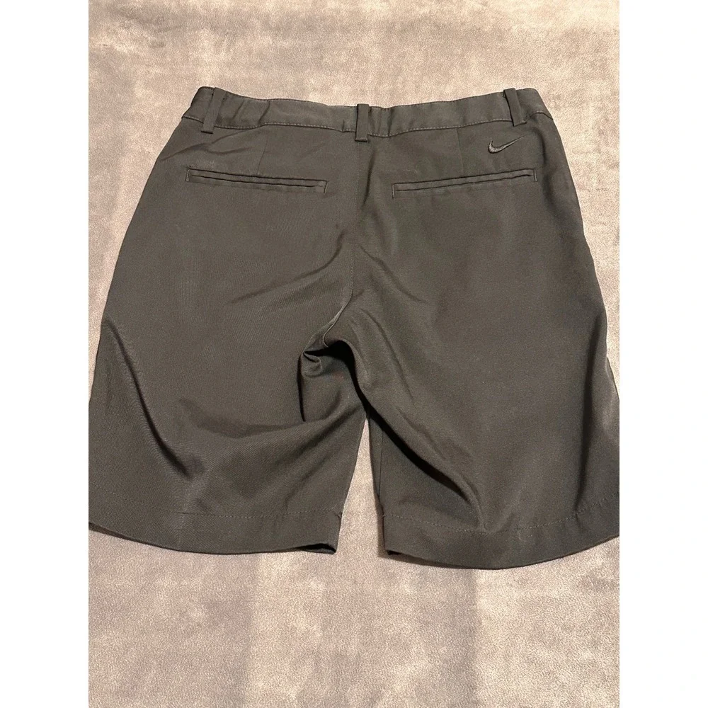 Nike Golf Dri-FIT Shorts Boys Small Black Adjustable Waist Flat Front